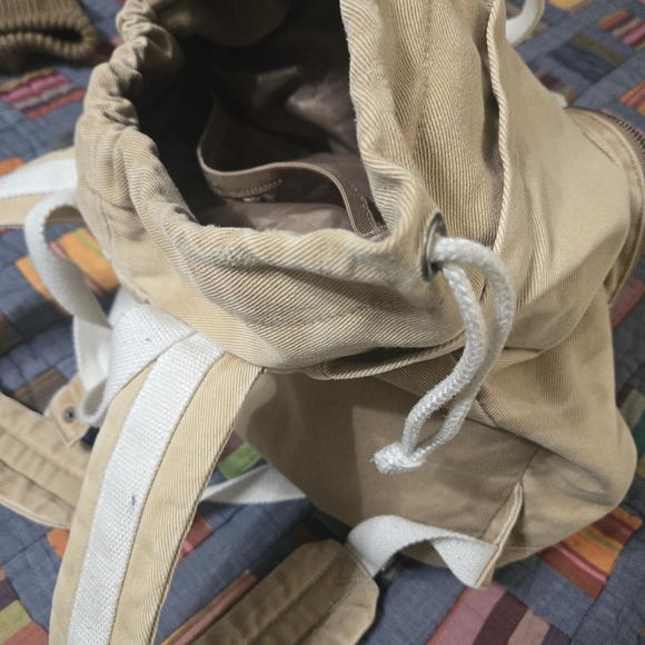 VANS 2 Piece Set Vans Off The Wall backpack and Vans beanie cap - Picture 12 of 16